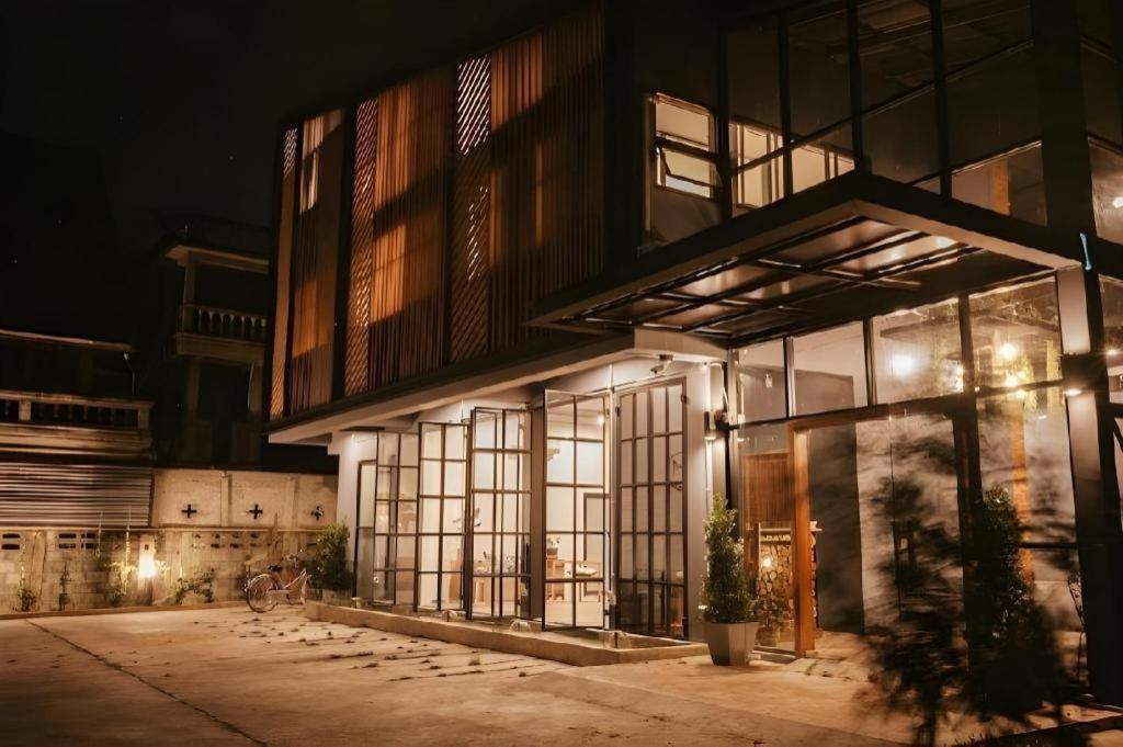 Hug Inn Пхре Екстер'єр фото